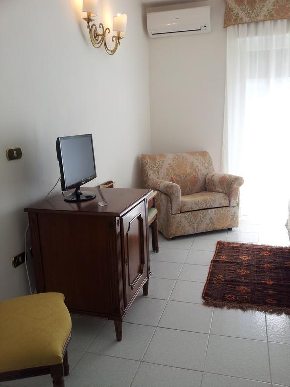 Hotel Calla' Policoro Buitenkant foto
